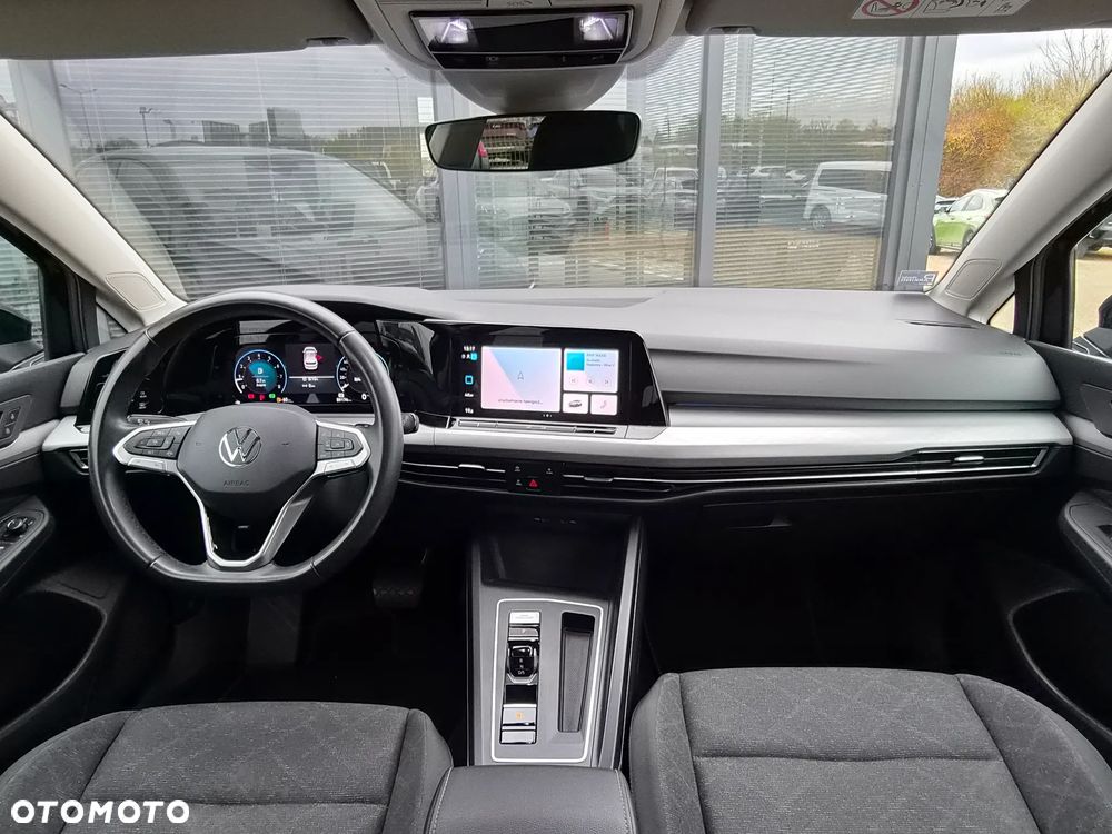 Volkswagen Golf 1.5 eTSI Life DSG - 37