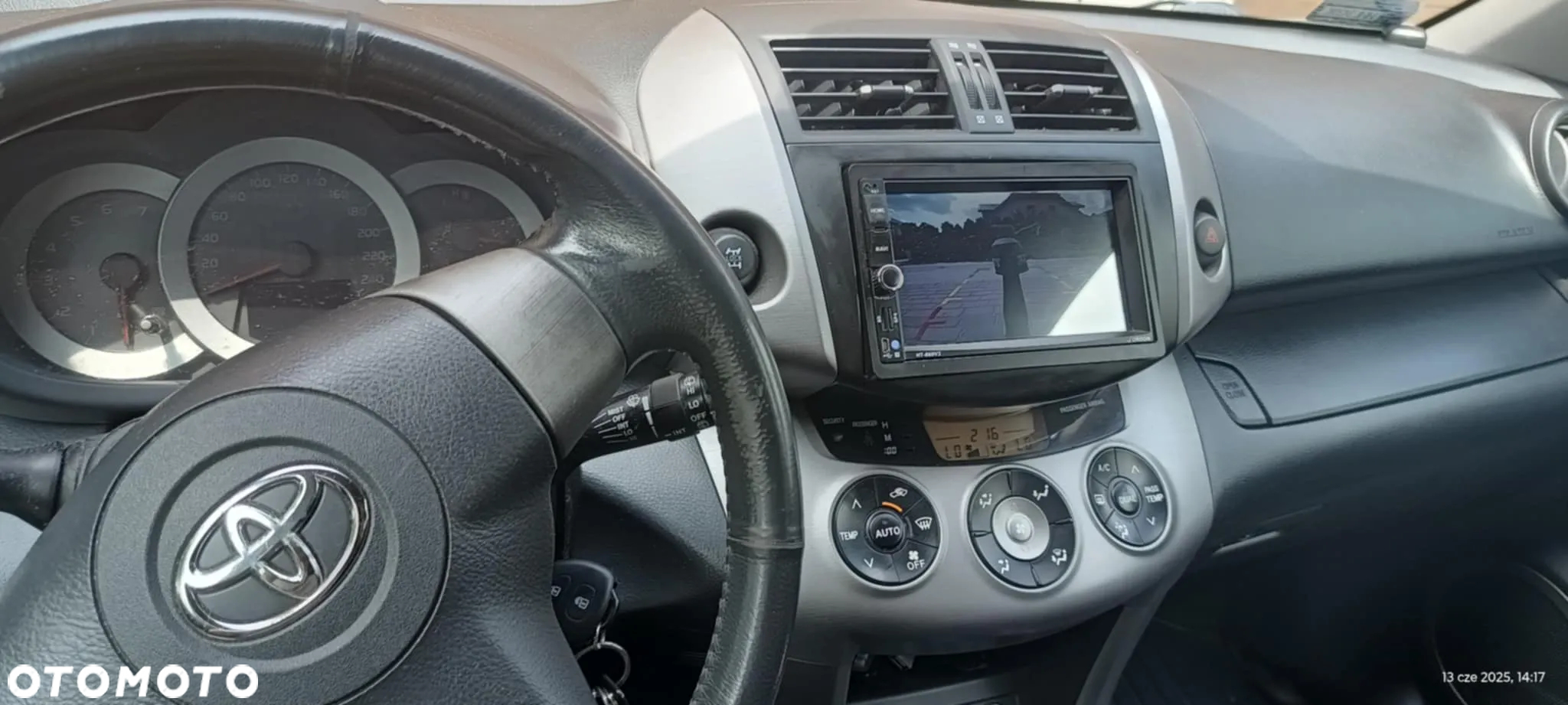 Toyota RAV4 2.2 D-4D Premium - 6