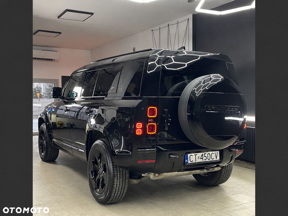 Land Rover Defender - 4