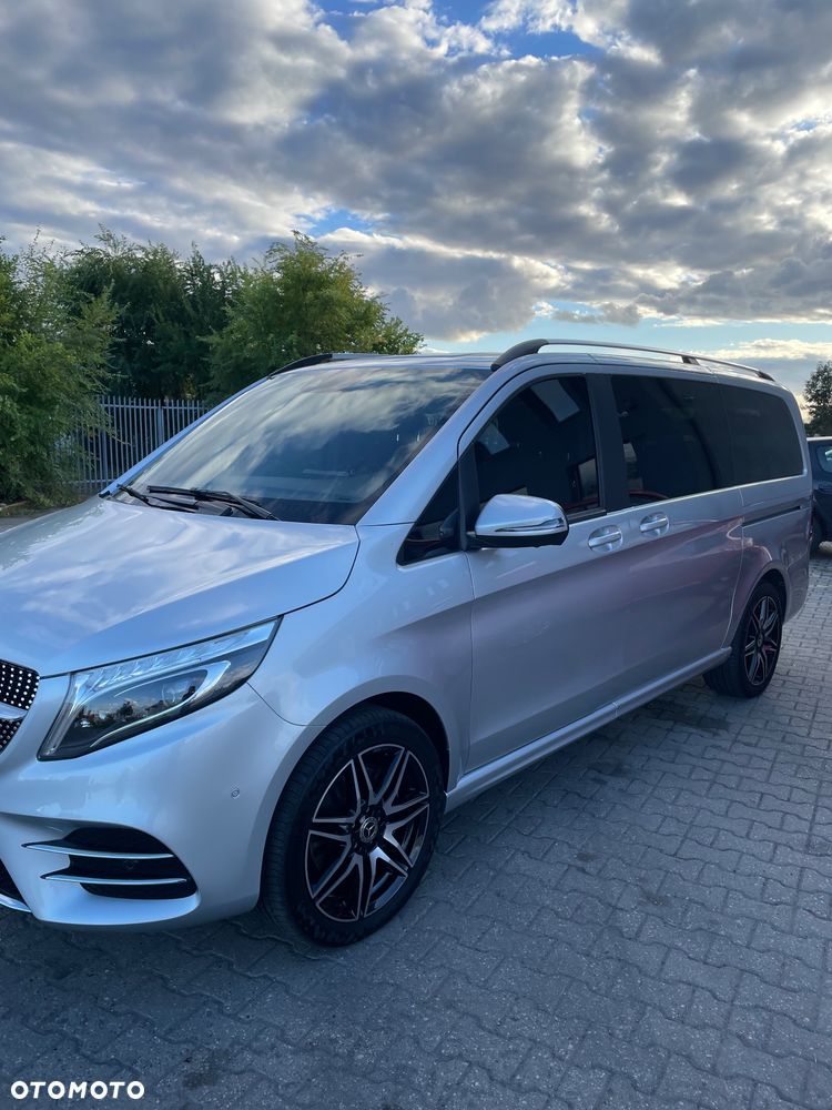 Mercedes-Benz Klasa V 300 d 4-Matic 9G-Tronic - 4