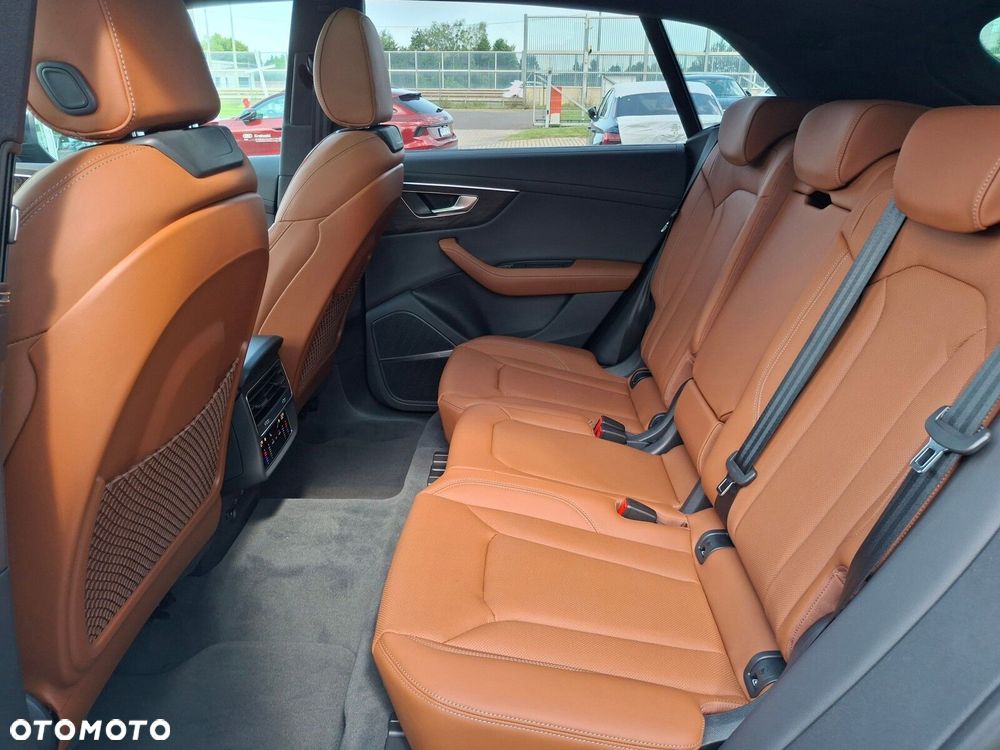 Audi Q8 - 23