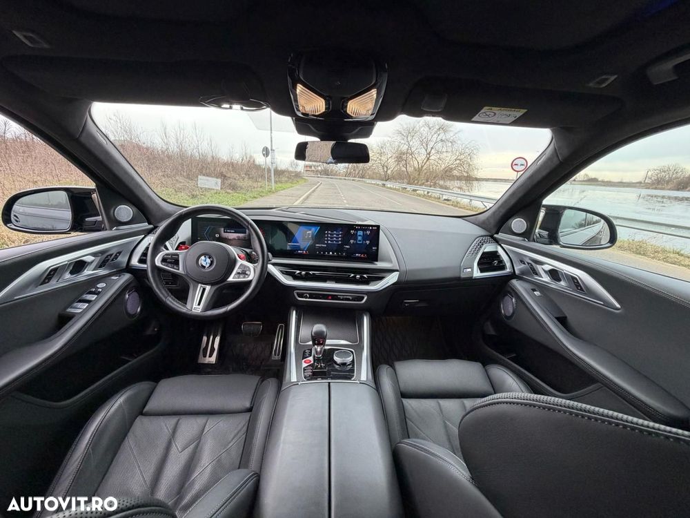 BMW XM - 6