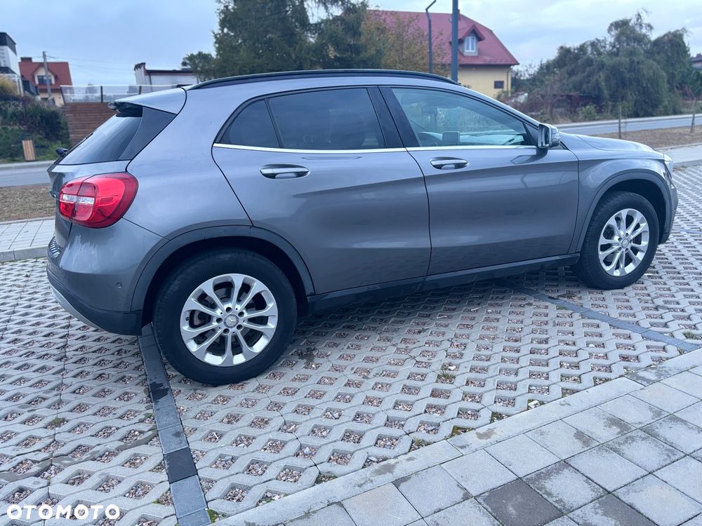 Mercedes-Benz GLA 180 (CDI) d - 4