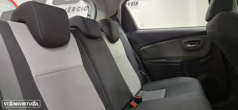 Toyota Yaris 1.0 VVT-i Comfort - 35