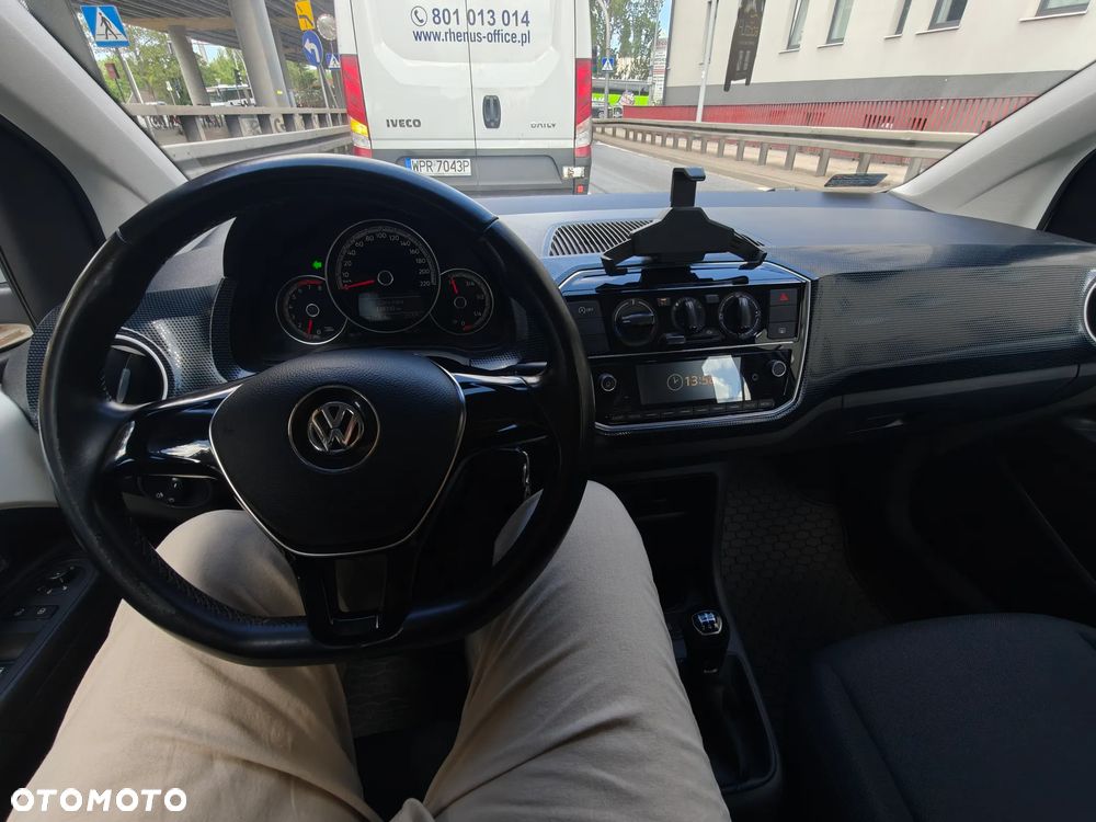 Volkswagen up! 1.0 move - 8
