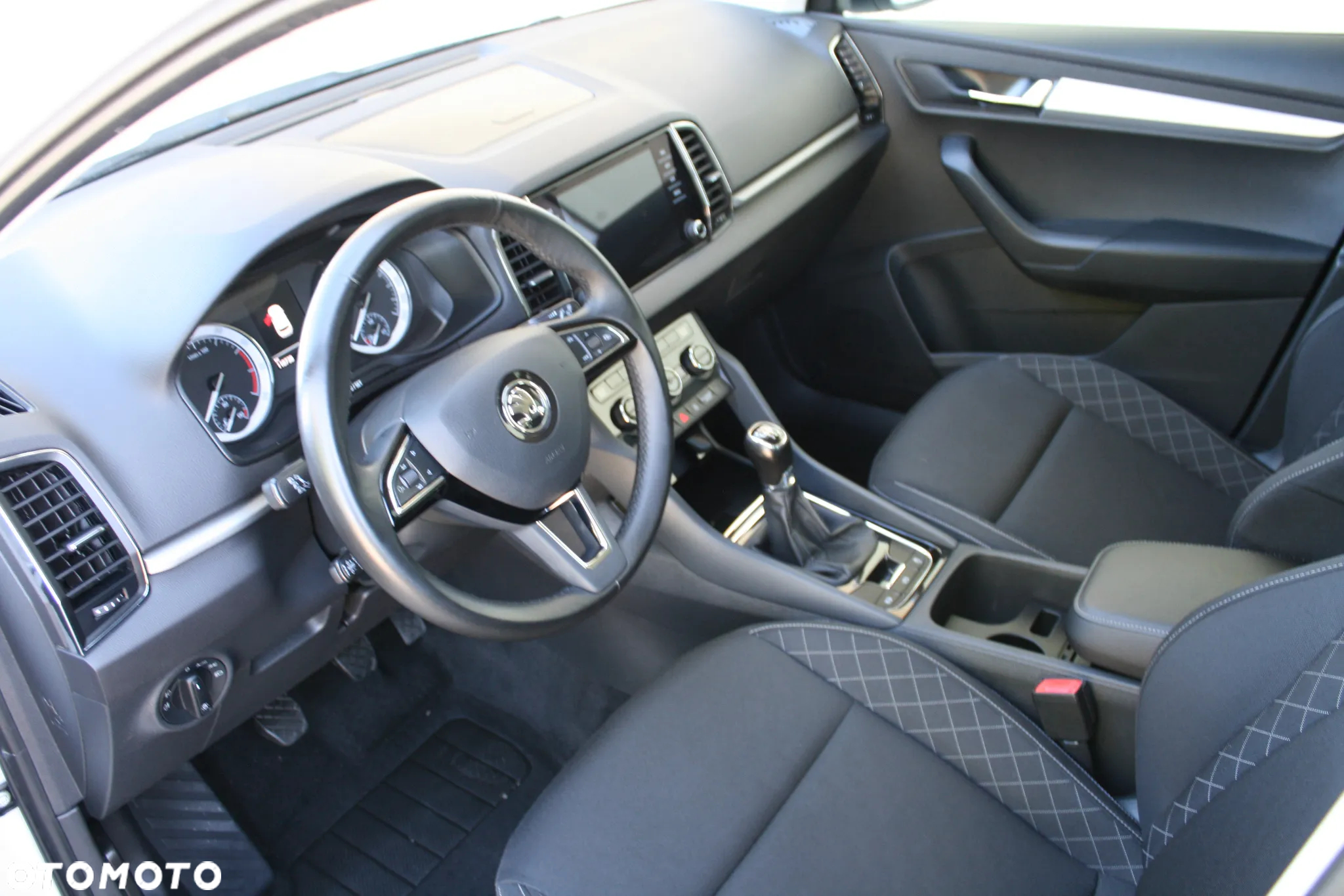 Skoda Karoq 1.0 TSI 4x2 Ambition - 10