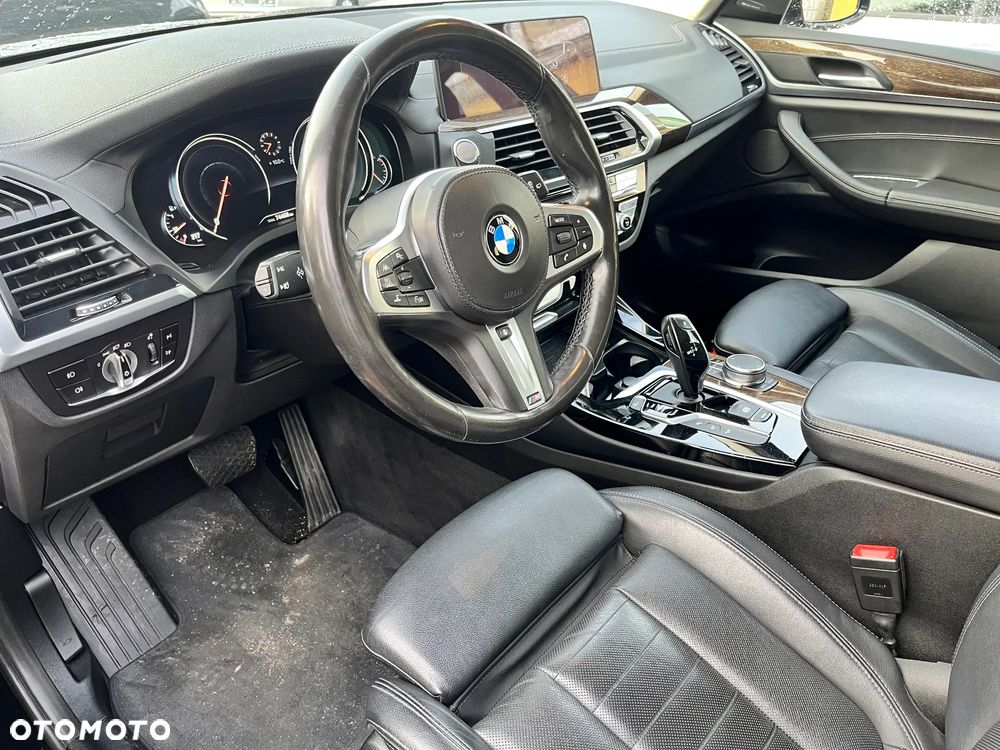 BMW X3 xDrive30i GPF Luxury Line - 9
