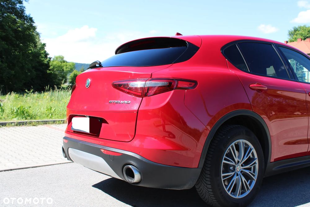 Alfa Romeo Stelvio 2.0 Turbo 16V AT8-Q4 - 6