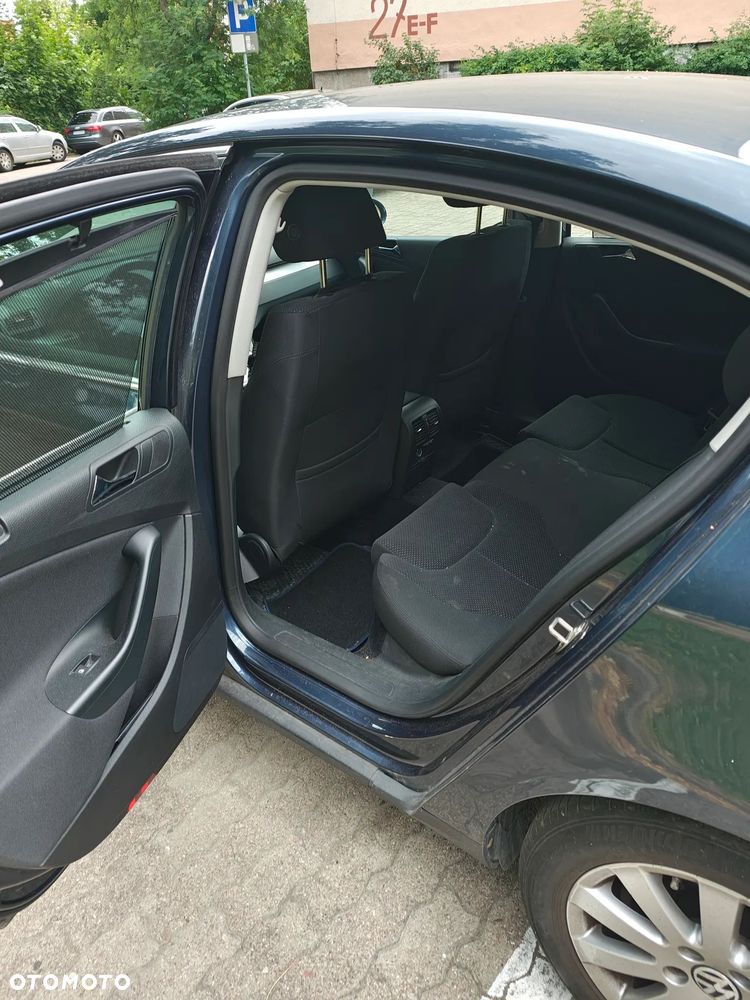 Volkswagen Passat 1.8 TSI Comfortline - 11