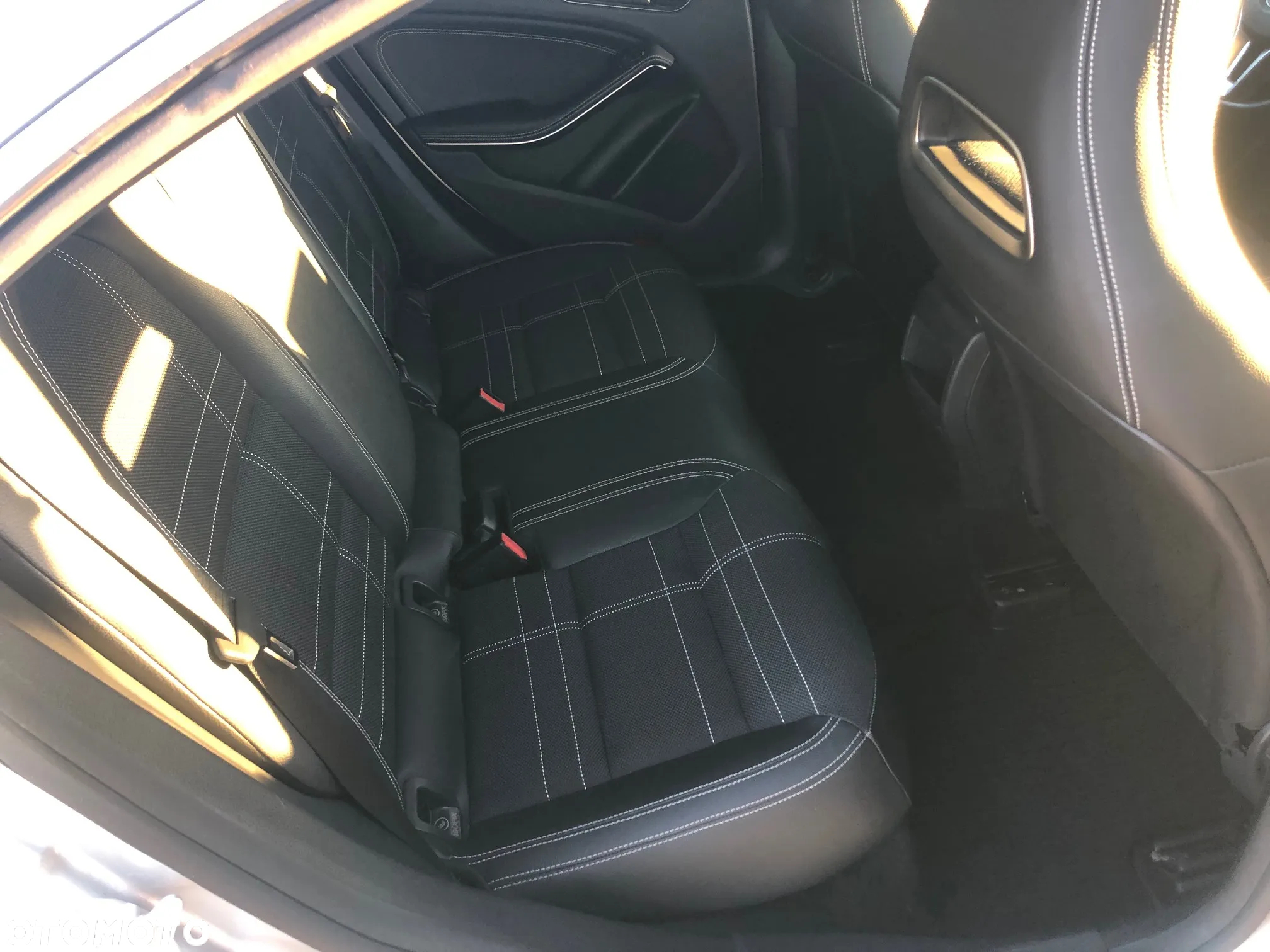 Mercedes-Benz CLA 200 CDI 7G-DCT AMG Line - 7