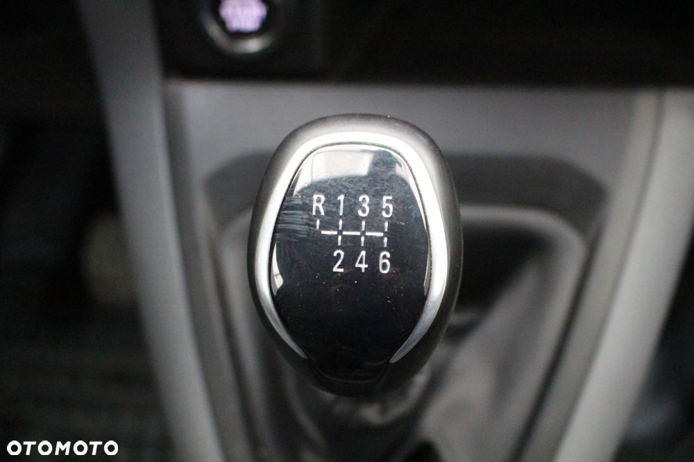 Opel VIVARO  2,0 122km EXTRA LONG - 18