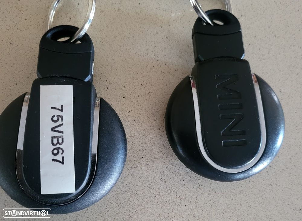 MINI Cabrio Cooper D - 27