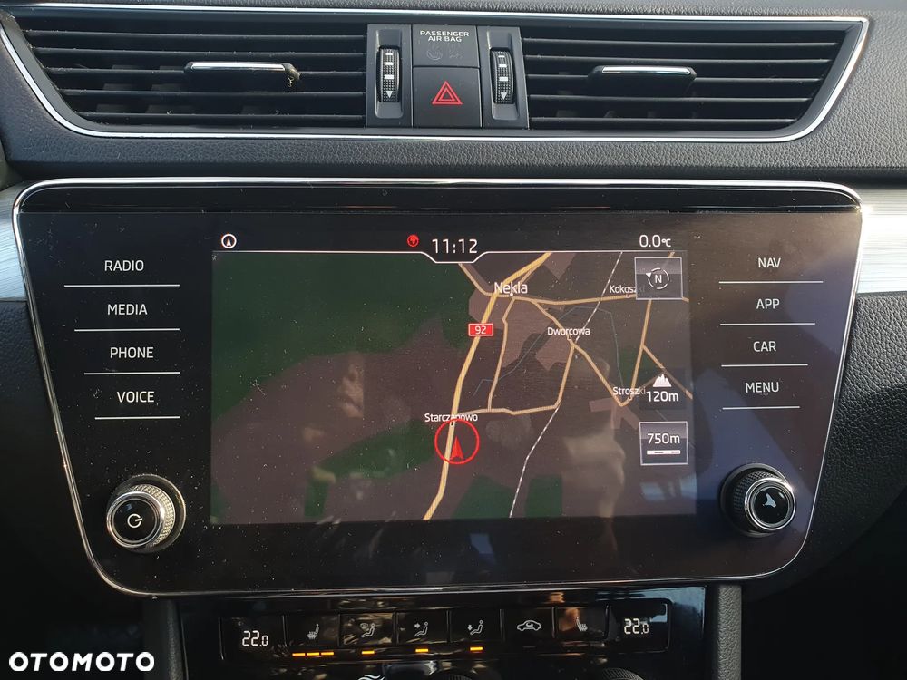 Skoda Superb 2.0 TDI SCR Ambition DSG - 11