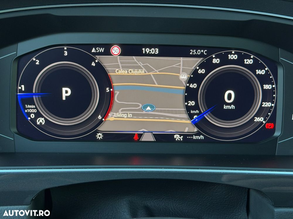 Volkswagen Passat 2.0 TDI SCR DSG Elegance - 31