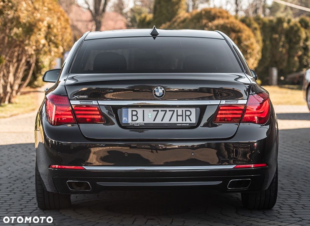 BMW Seria 7 740d xDrive - 12