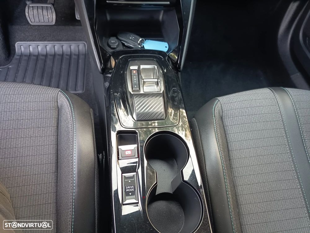 Peugeot e-2008 Allure Pack - 15