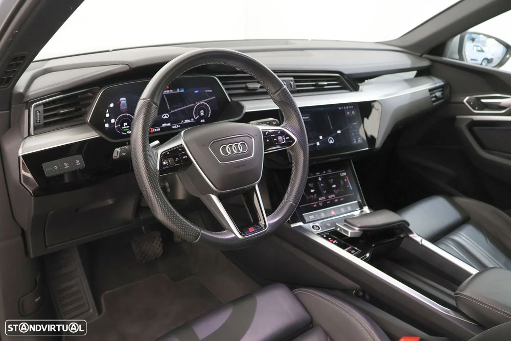 Audi e-tron 55 quattro S line - 4