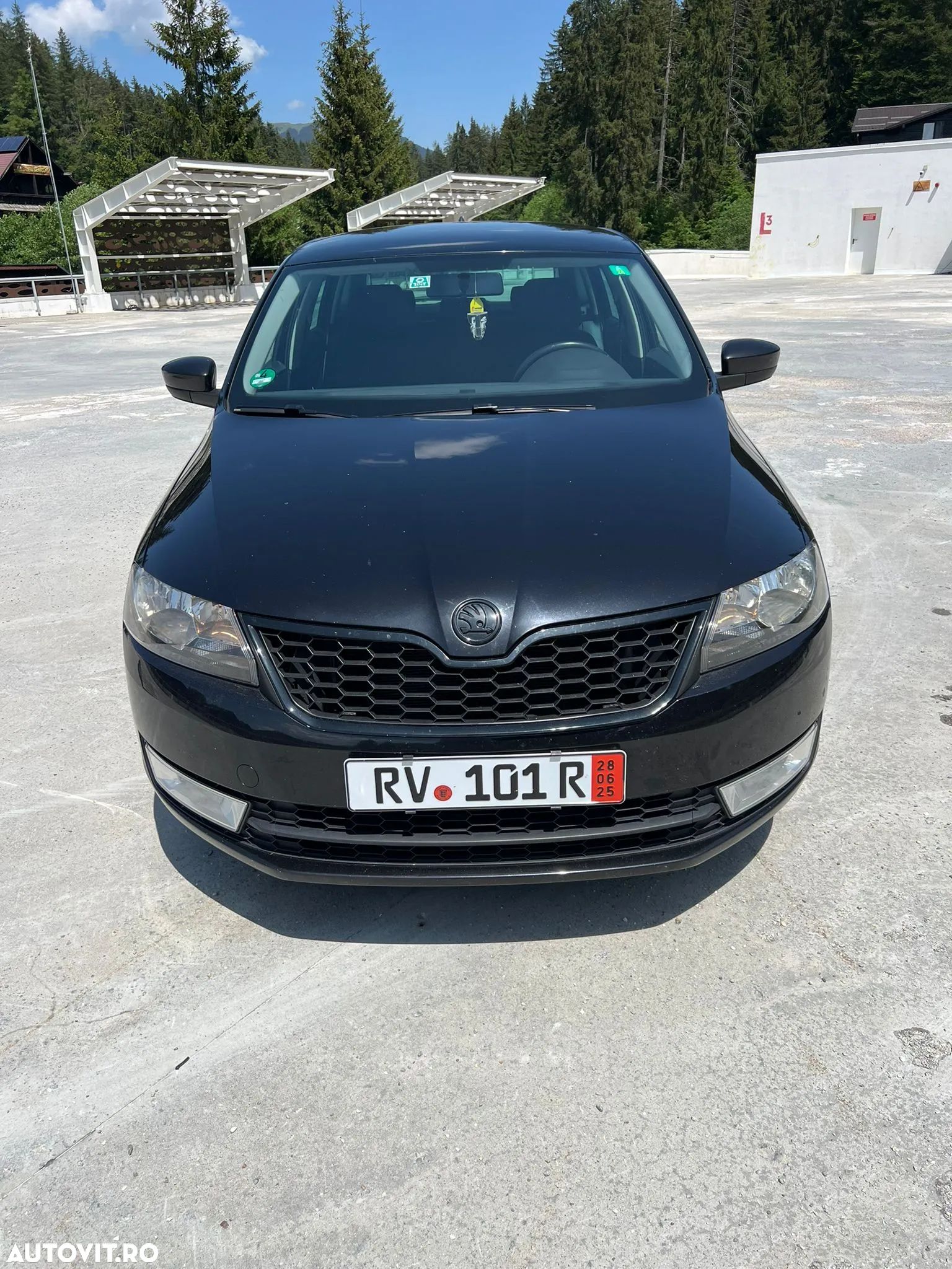 Skoda RAPID Spaceback 1.6 TDI DSG Edition - 1