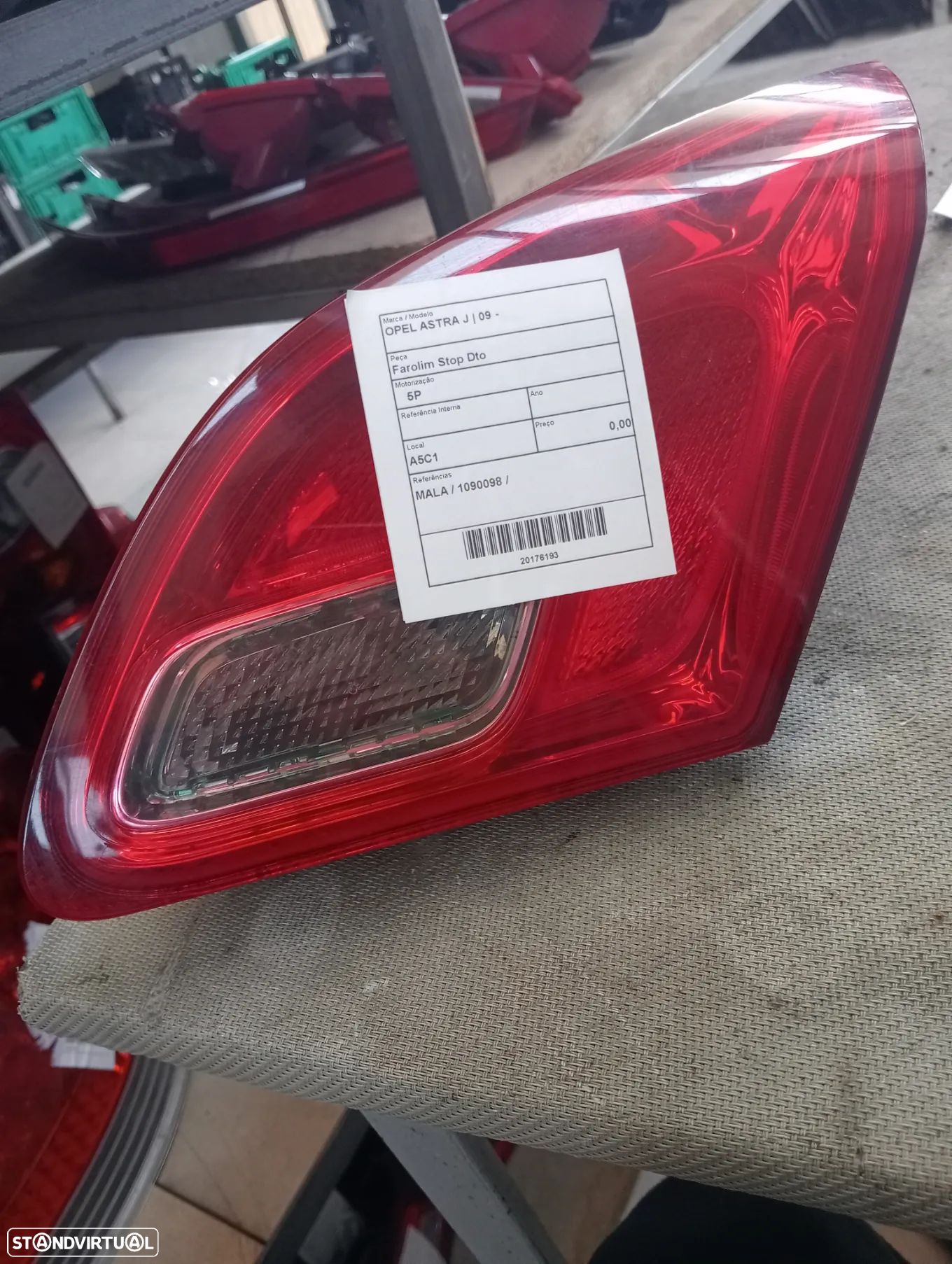 Farolim stop mala direito Opel Astra J 09 - / 1090098 - 1