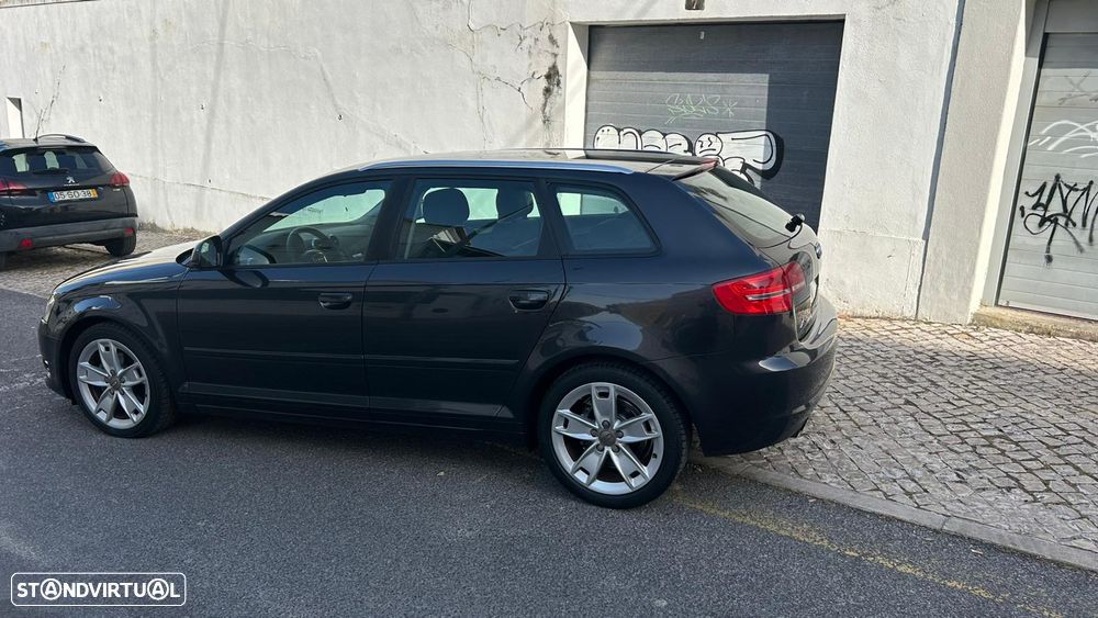 Audi A3 Sportback 2.0 TDi Sport - 6