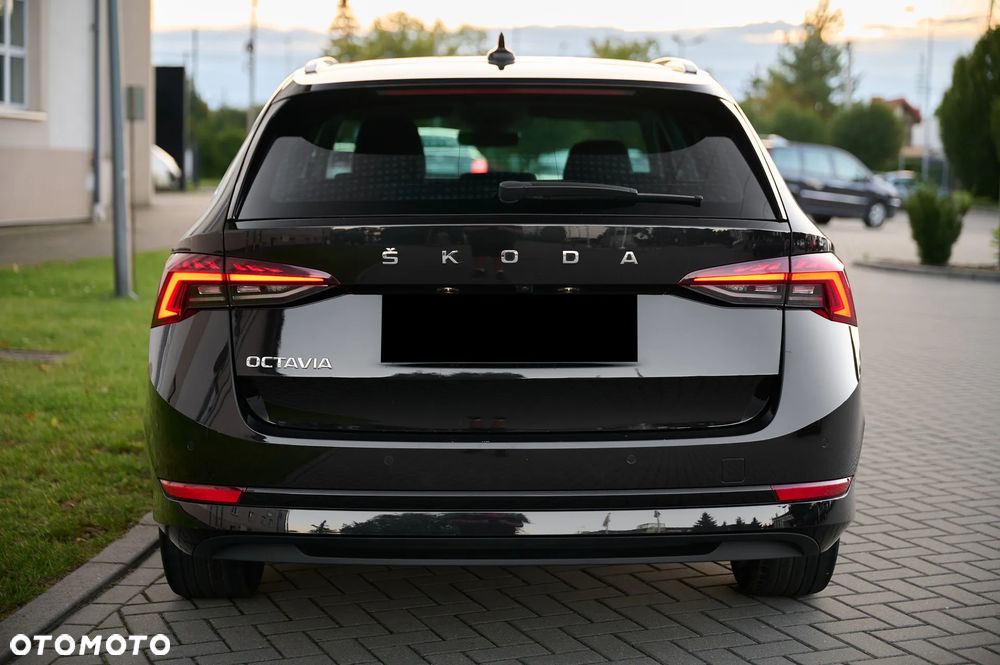 Skoda Octavia 2.0 TDI Style DSG - 13