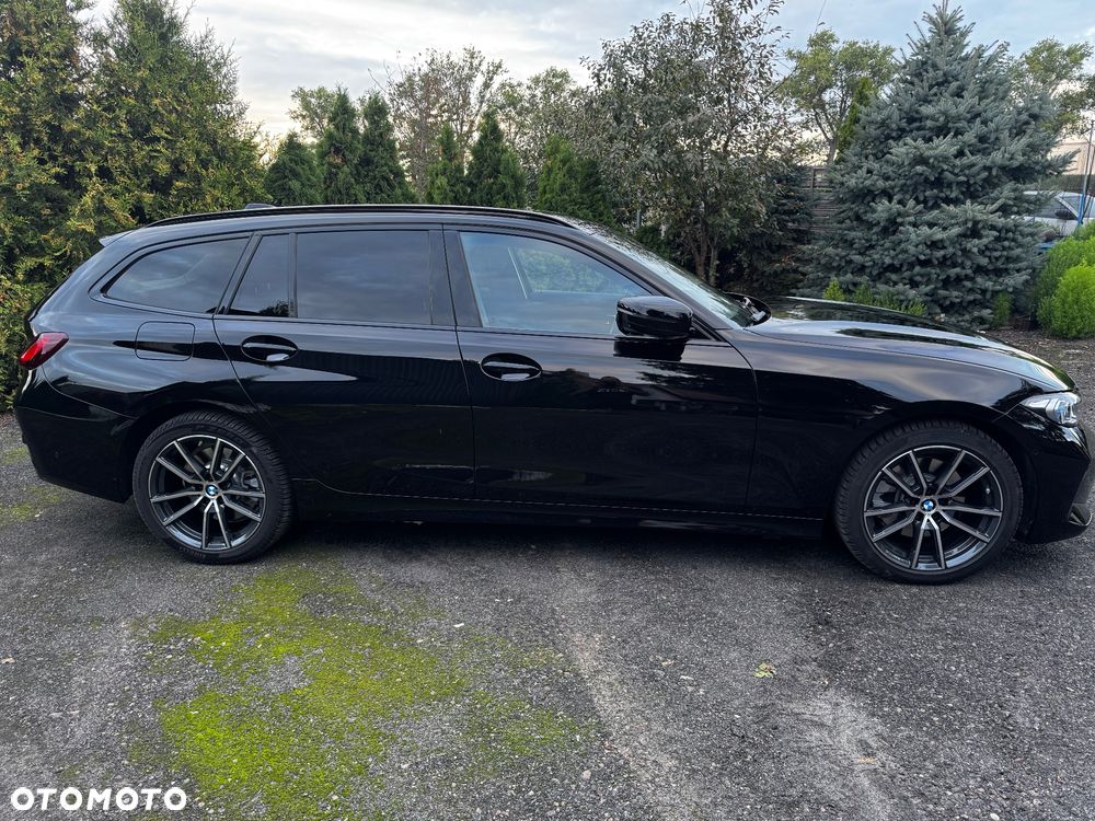 BMW Seria 3 330e PHEV sport - 3