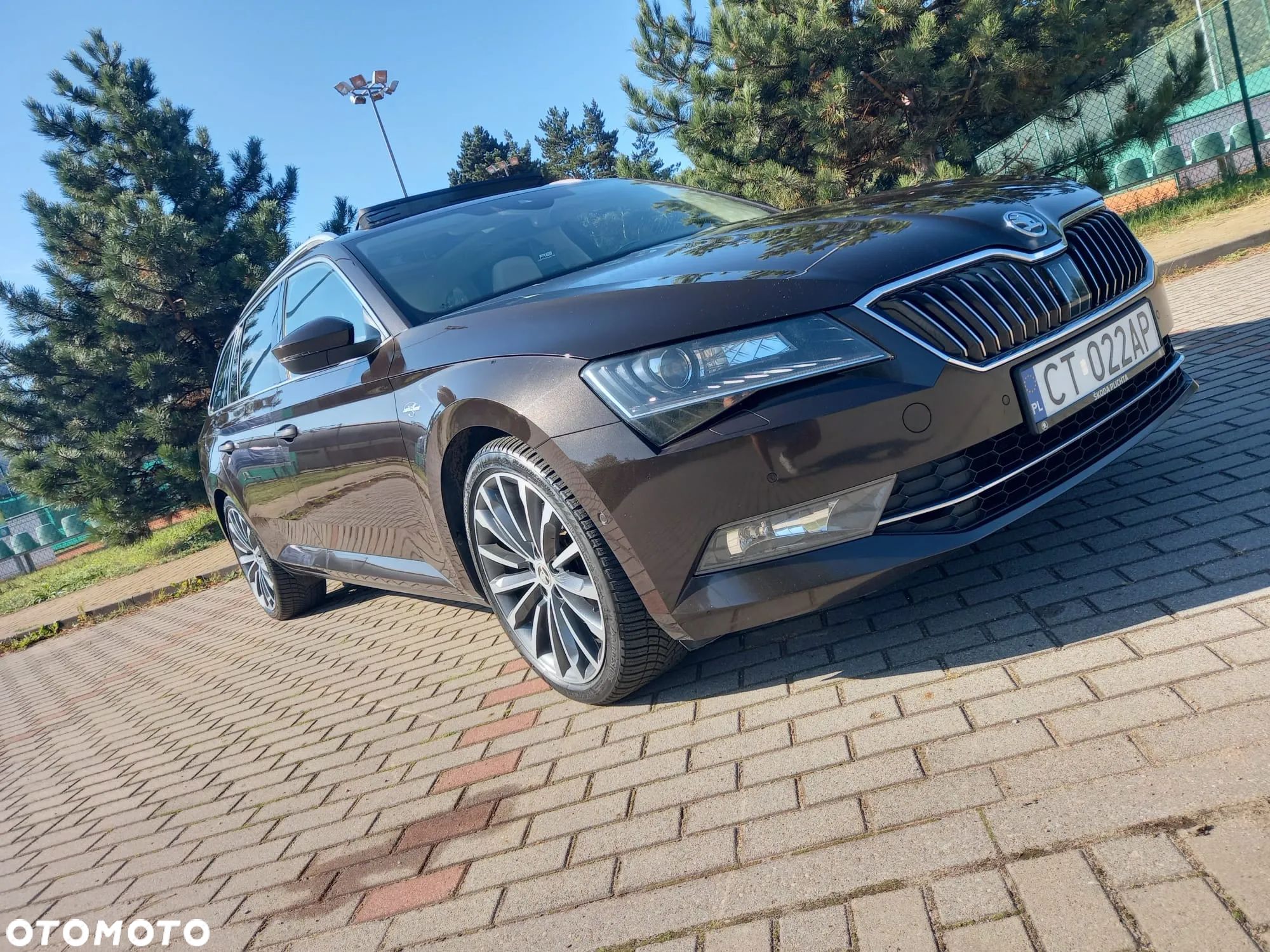 Skoda Superb 2.0 TDI 4x4 L&K DSG - 1