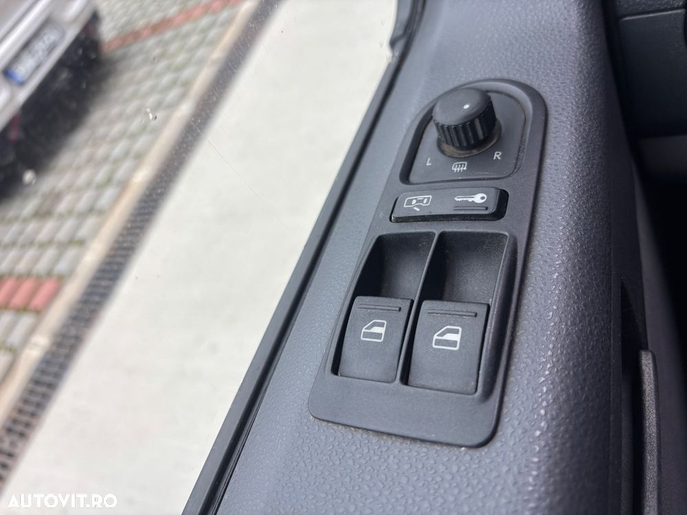 Volkswagen Transporter - 18