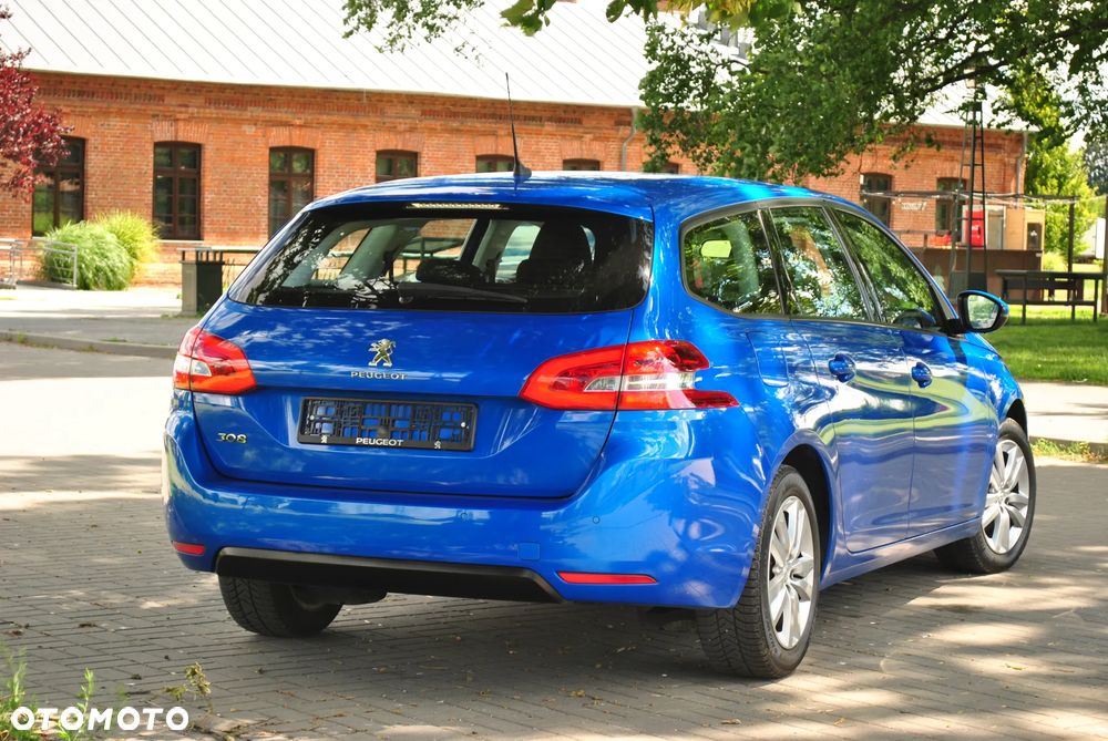 Peugeot 308 1.5 BlueHDi Active Pack Business S&S EAT8 - 7