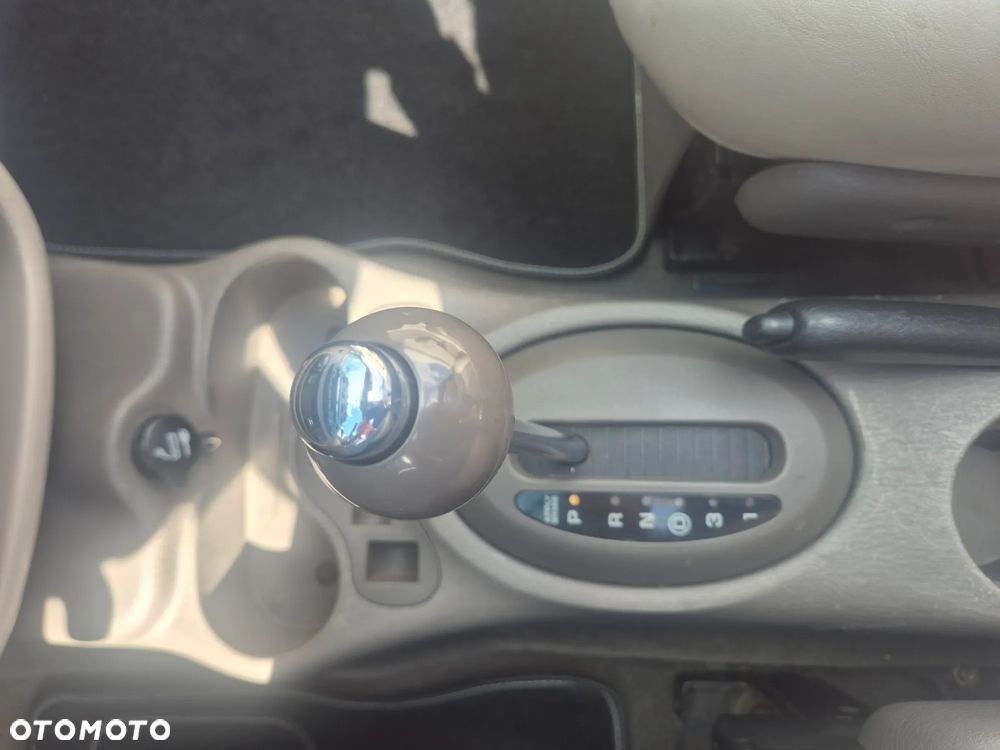 Chrysler PT Cruiser - 26