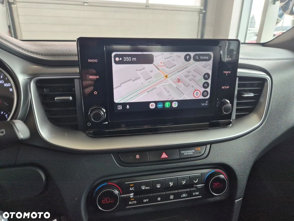 Kia Ceed 1.5 T-GDI M DCT - 12