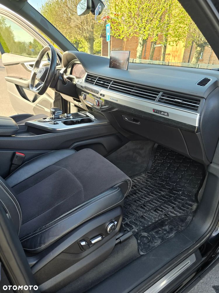 Audi Q7 - 21