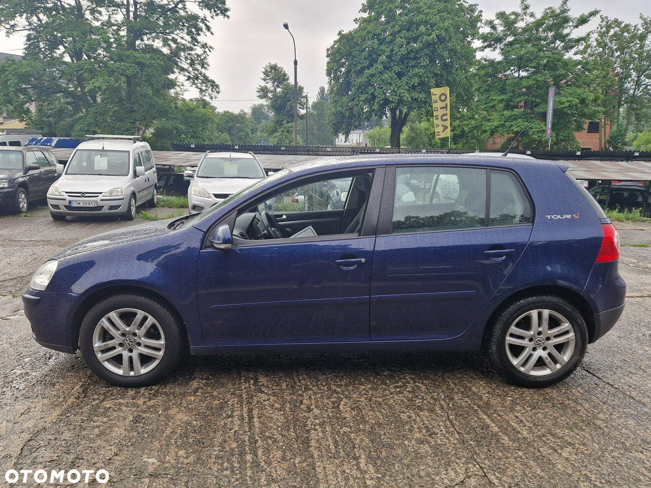 Volkswagen Golf - 11