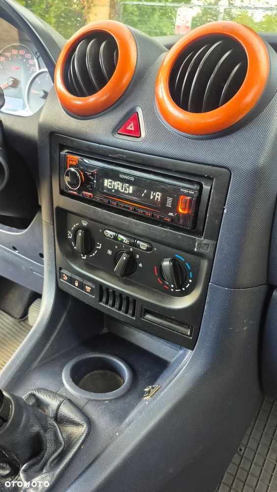 Peugeot 1007 1.4 HDI Trendy - 16