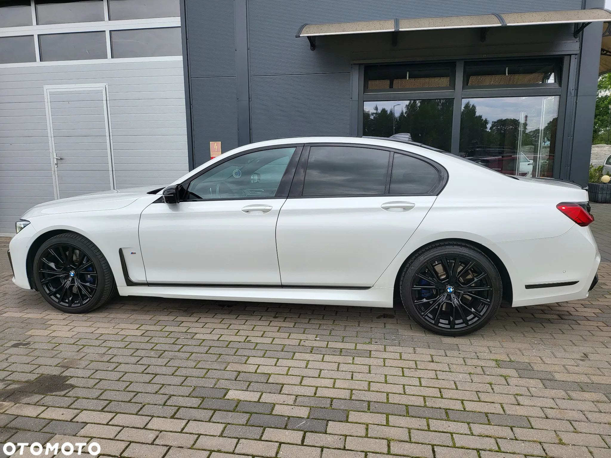 BMW Seria 7 730d xDrive sport - 2