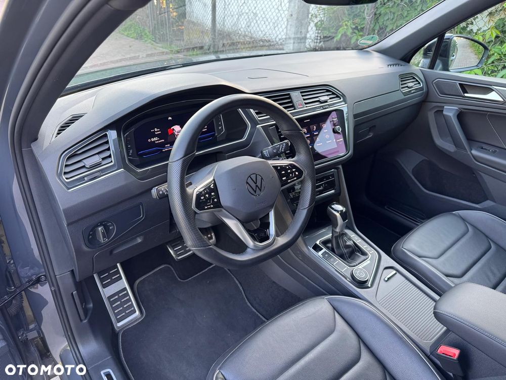 Volkswagen Tiguan 2.0 TDI SCR 4MotION DSG R-Line - 19