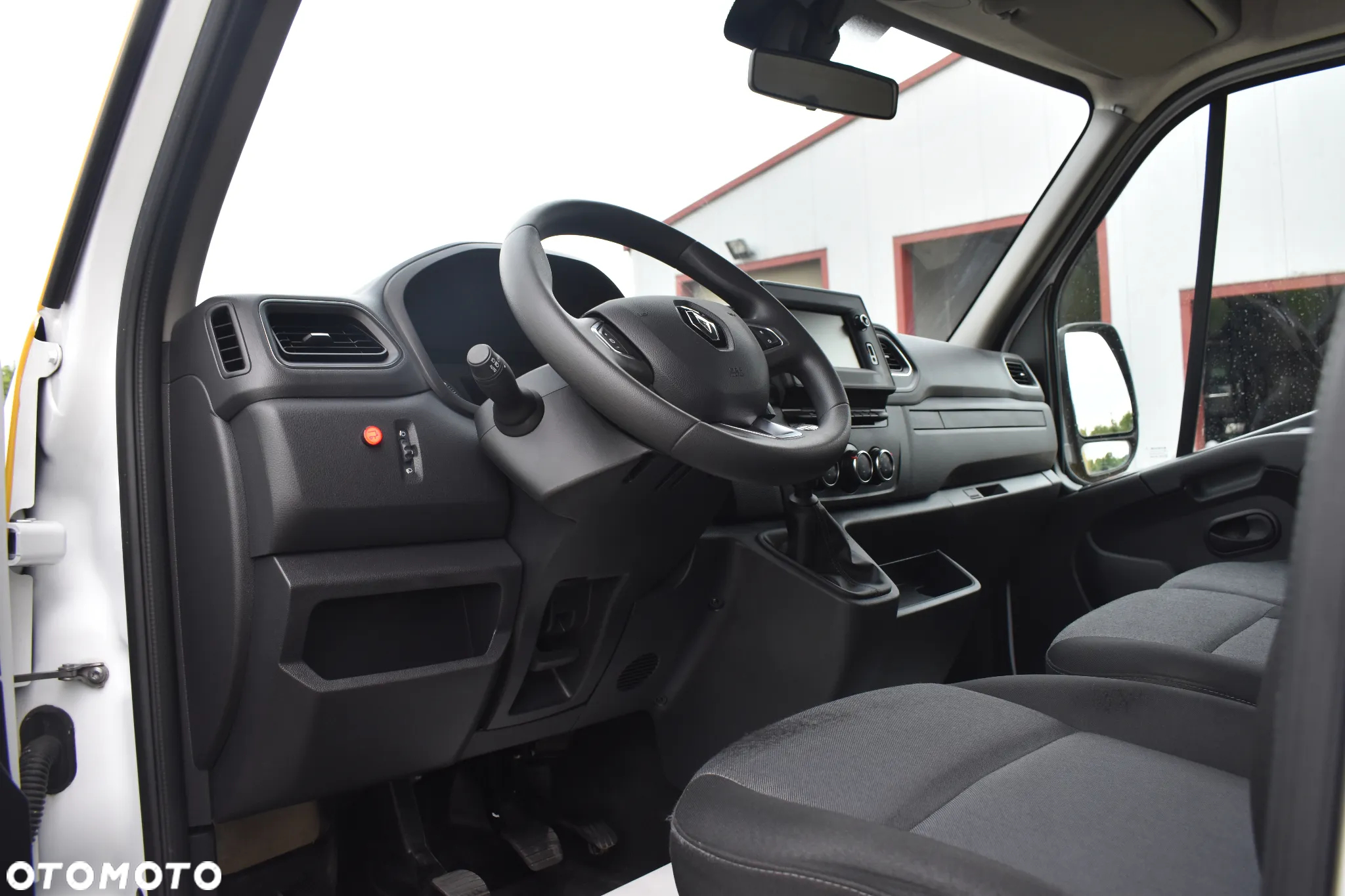Renault Master - 18