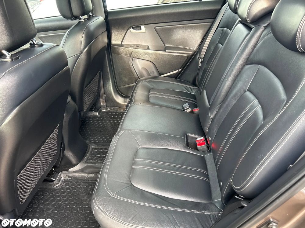 Kia Sportage 2.0 CRDI 184 4WD Automatik Spirit - 19