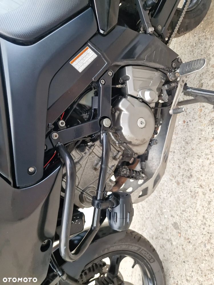 Suzuki DL - 25