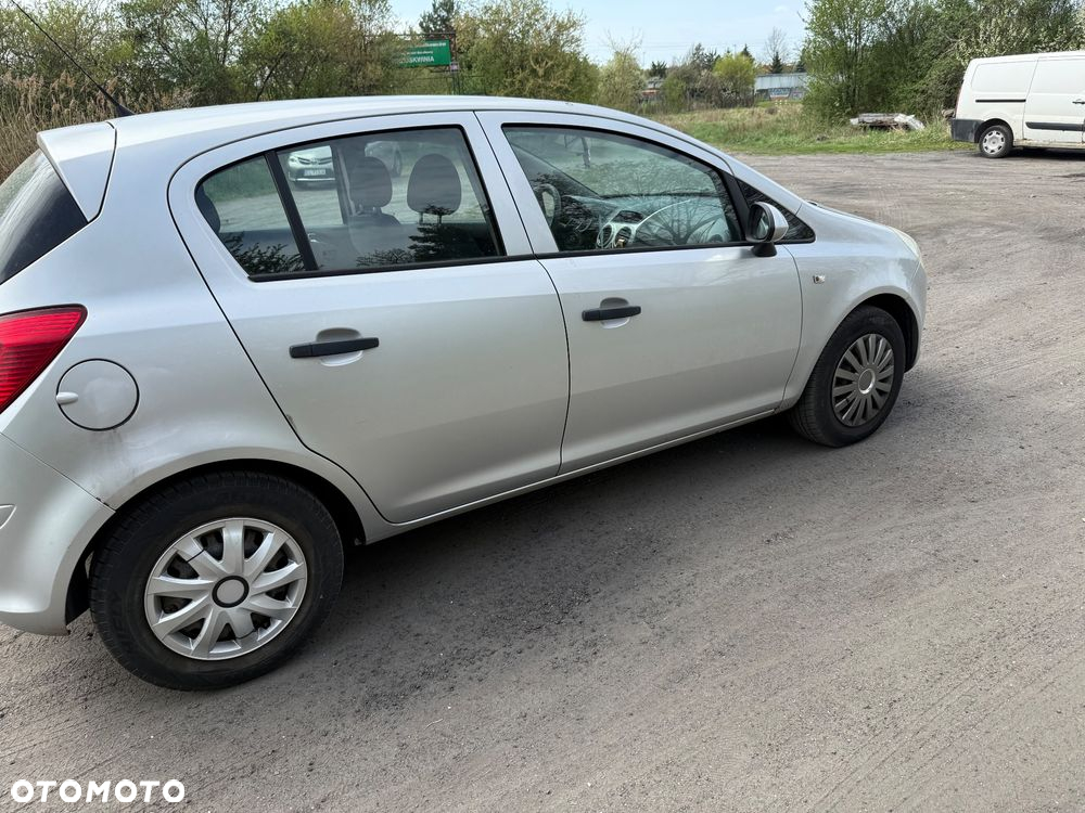 Opel Corsa - 3