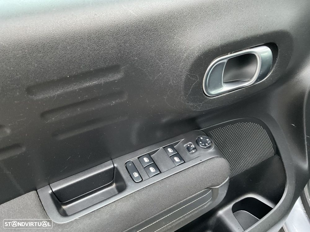 Citroën C3 Aircross 1.2 PureTech Shine - 20