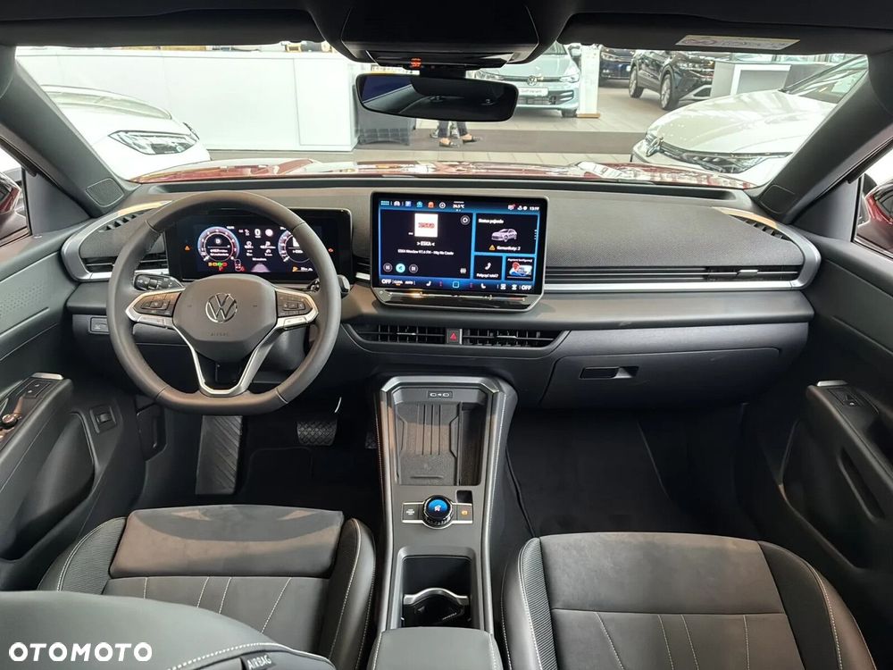 Volkswagen T-Roc - 16