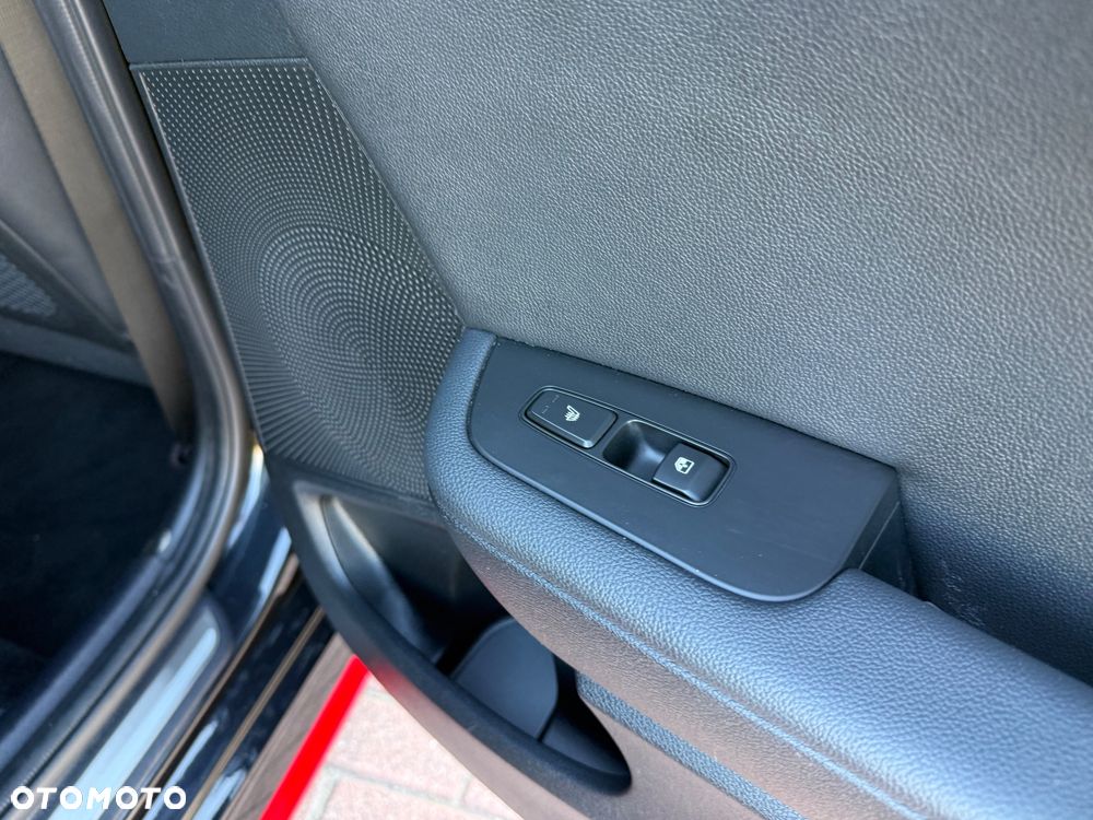 Kia ProCeed 1.6 T-GDI DCT7 OPF GT - 17