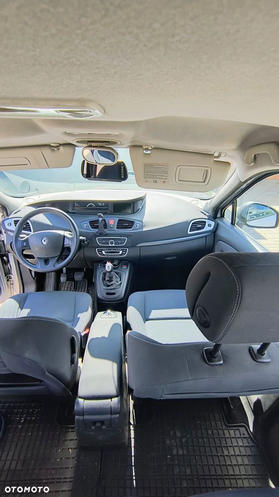 Renault Scenic - 7
