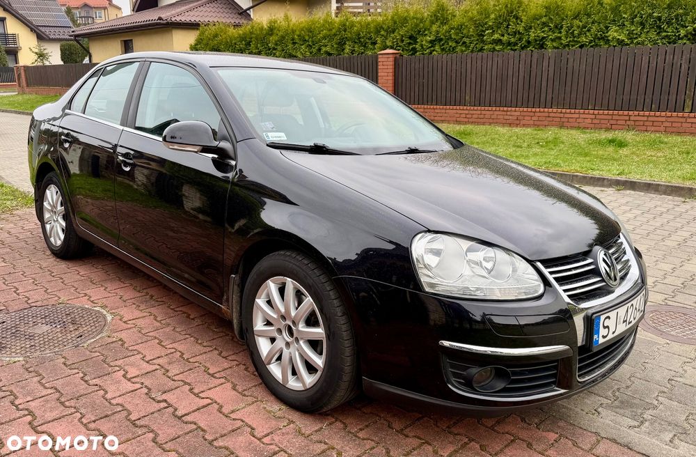 Volkswagen Jetta 1.4 TSI Trendline - 6