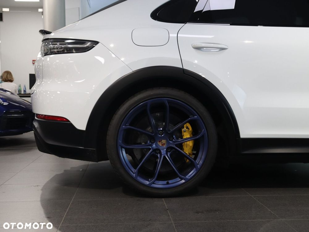 Porsche Cayenne Turbo GT - 13