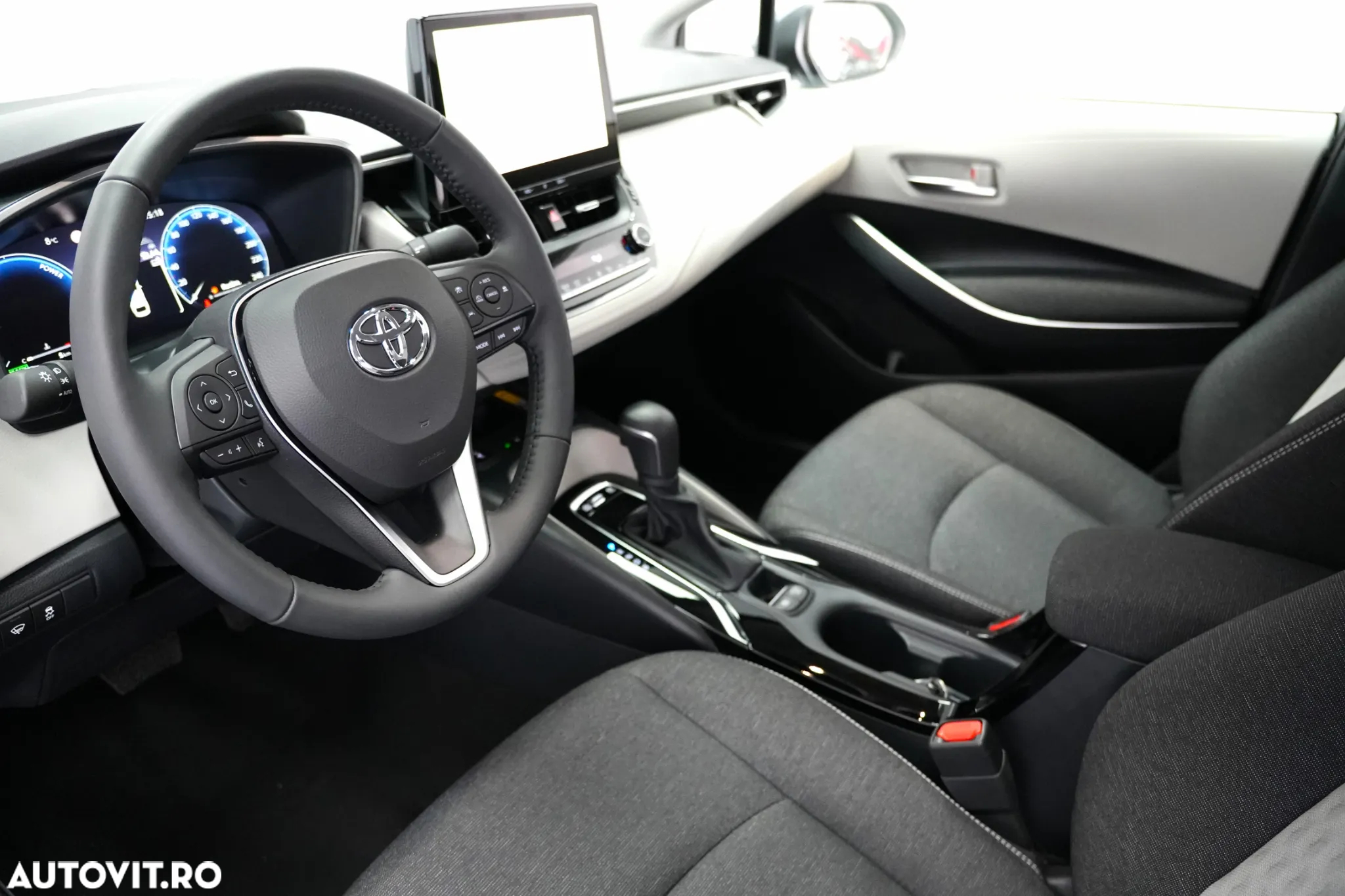 Toyota Corolla 1.8 HSD Dynamic - 8