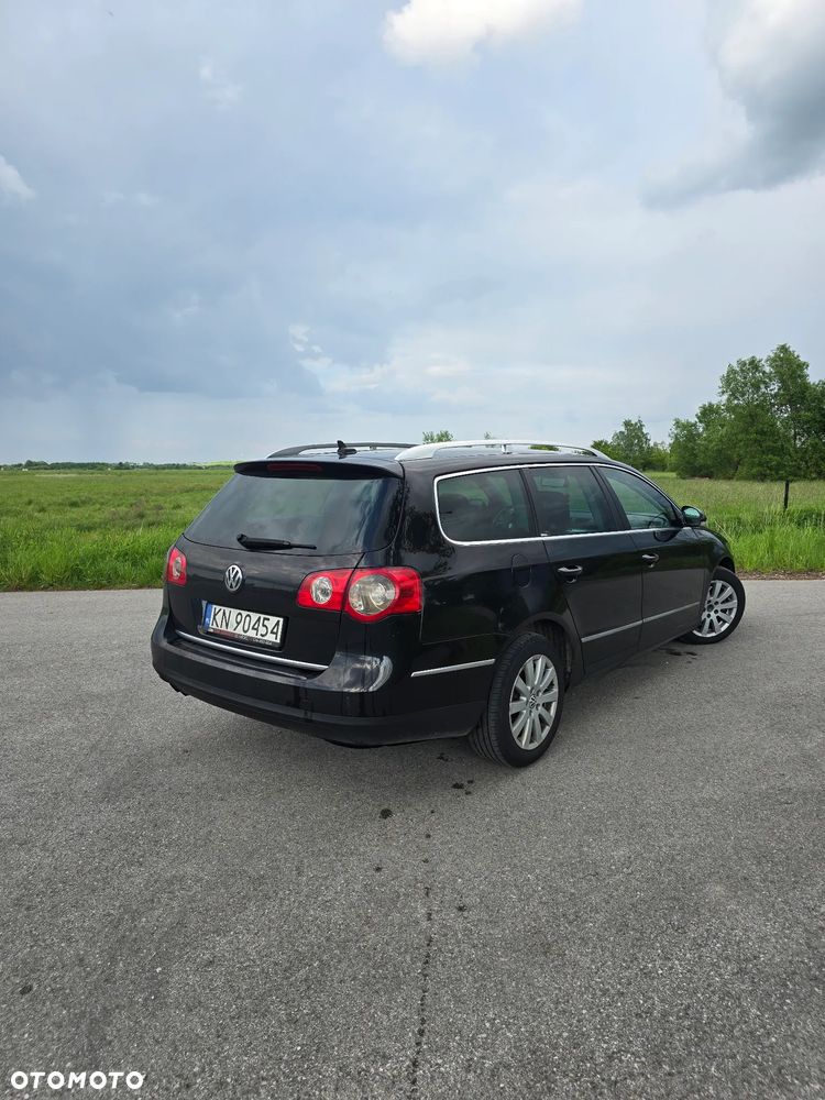 Volkswagen Passat 2.0 TDI DPF 4Motion Highline - 3