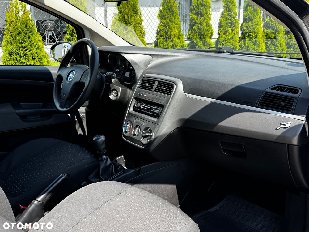 Fiat Punto - 16