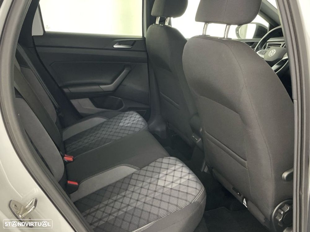 VW T-Cross 1.0 TSI BlackStyle DSG - 27
